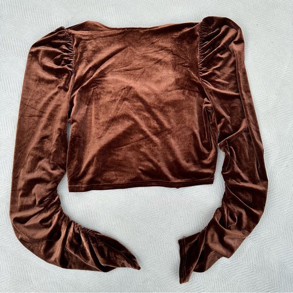 Willow & Root velvet sweetheart crop top - Picture 4 of 5